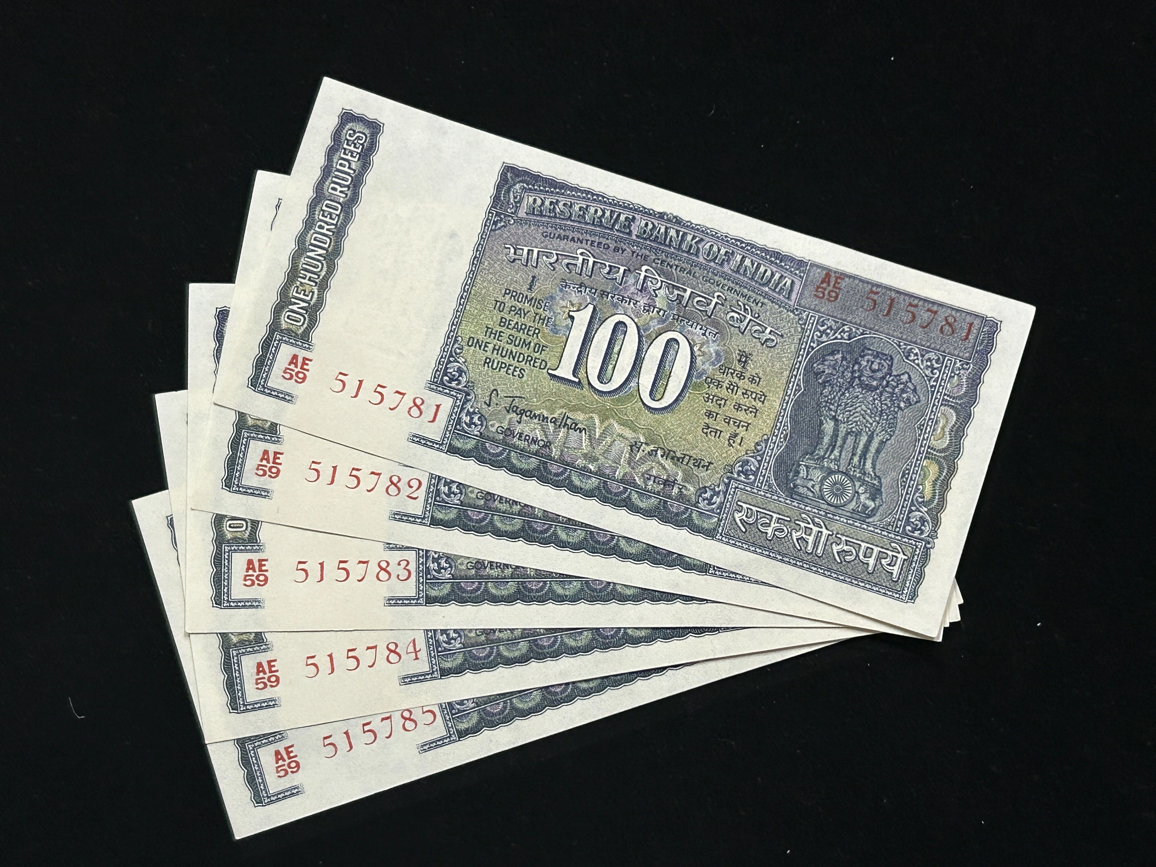 India, Rupees 100 x 5 Consecutive Serial Number Banknotes, White Panel Issue (Correct Urdu), Sign. S. Jagannathan, UNC, (AE59 515781)