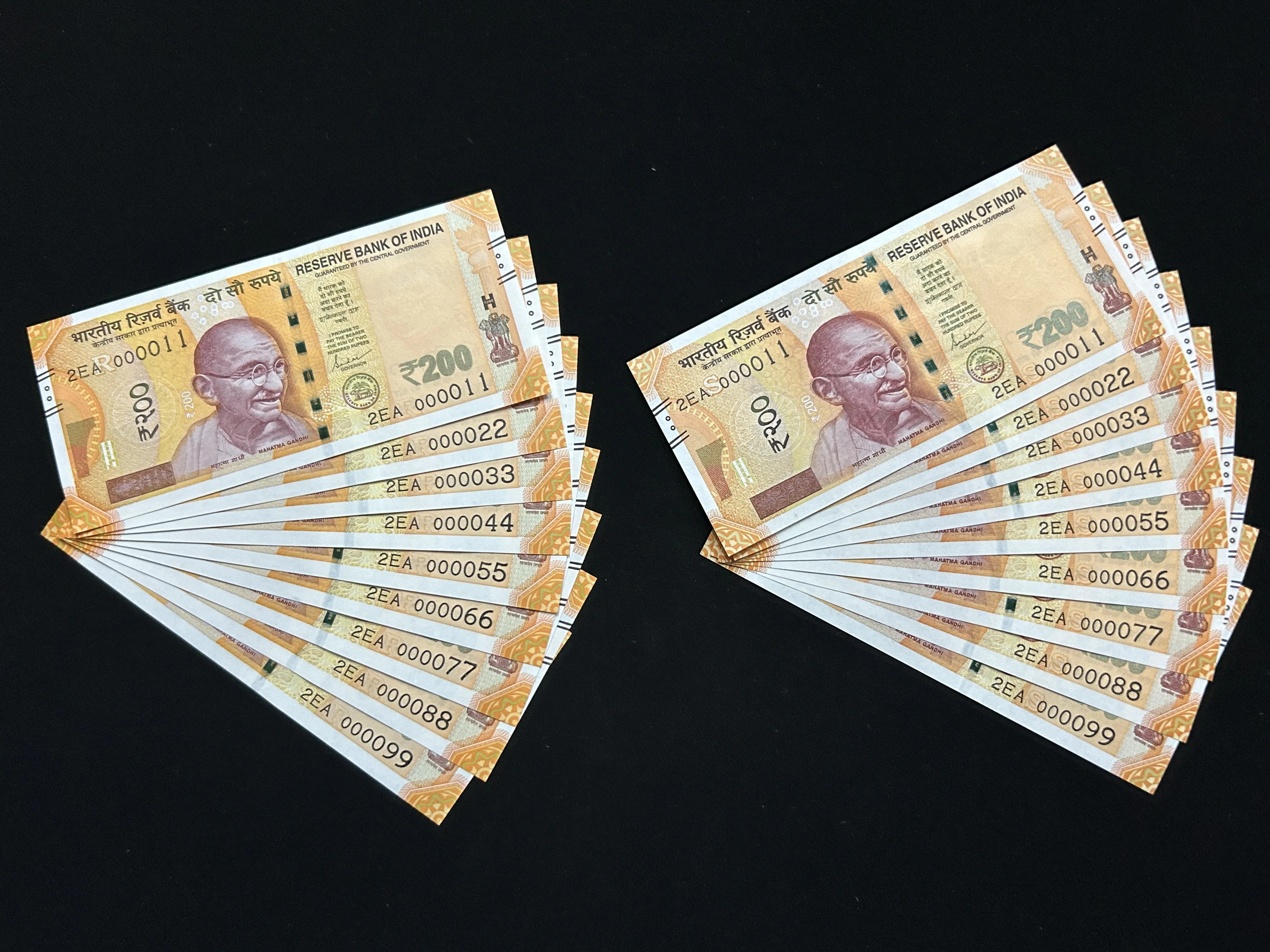 India, Rupees 200, 2 Fancy Set of Same Prefix & Serial Number 2EA 000011 - 2EA 000099 (Identical Serial Numbers), Sign. Shaktikanta Das, RARE, UNC, (2EA 000011)