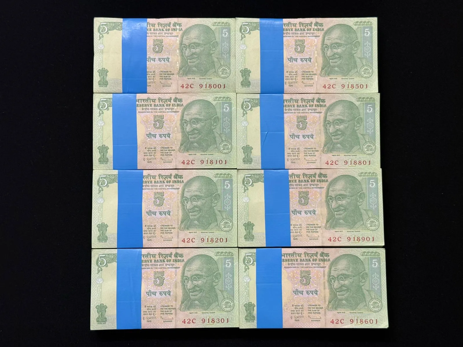 India, 2009 Rupees 5 x 8 Complete Serial Bundles of 100 Notes of Same RIM, All Bundles with Same Prefix 42C, Sign. D. Subbarao, Inset L, UNC, (42C 918001)