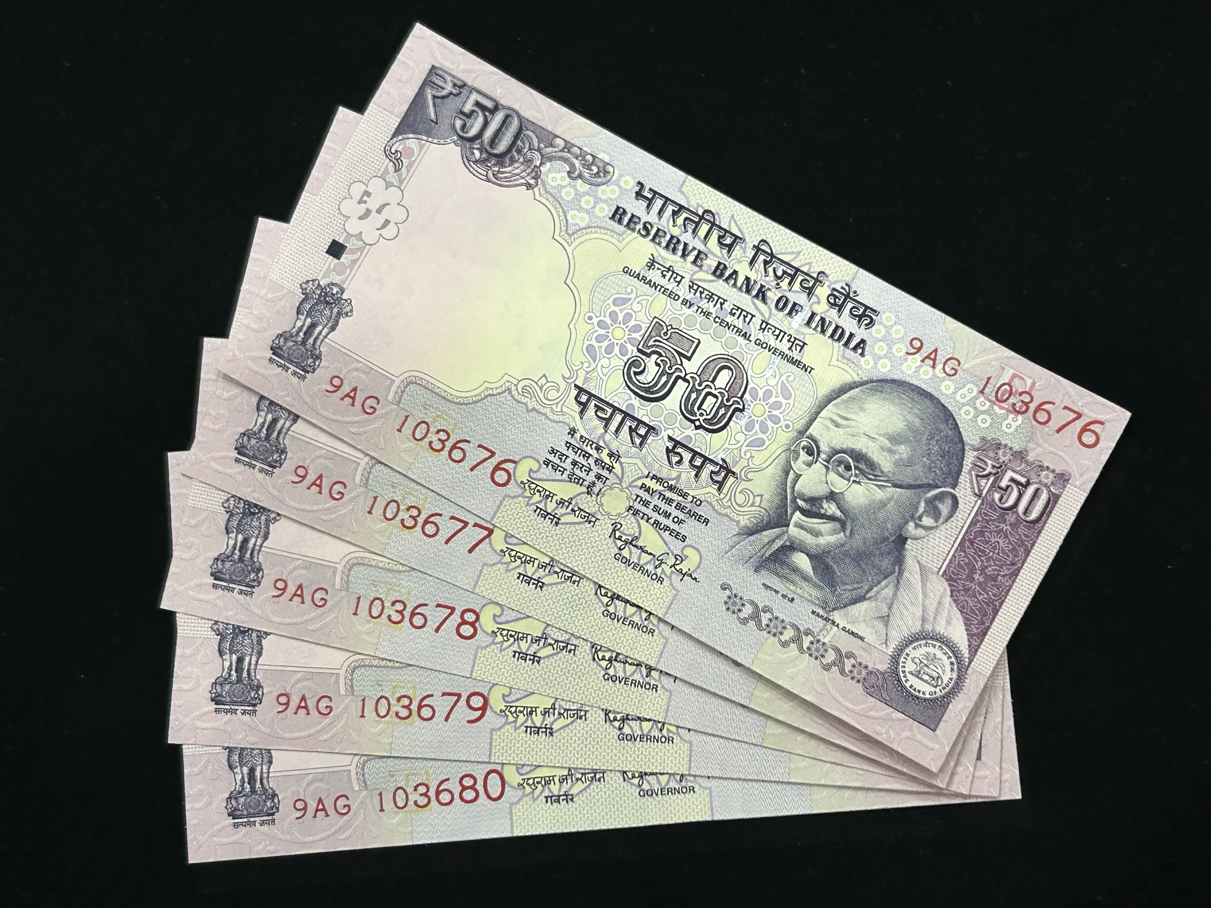 India, 2015 Rupees 50 x 5 Consecutive Serial Number Banknotes, Sign. Raghuram G. Rajan, UNC, RARE, (9AG 103676)