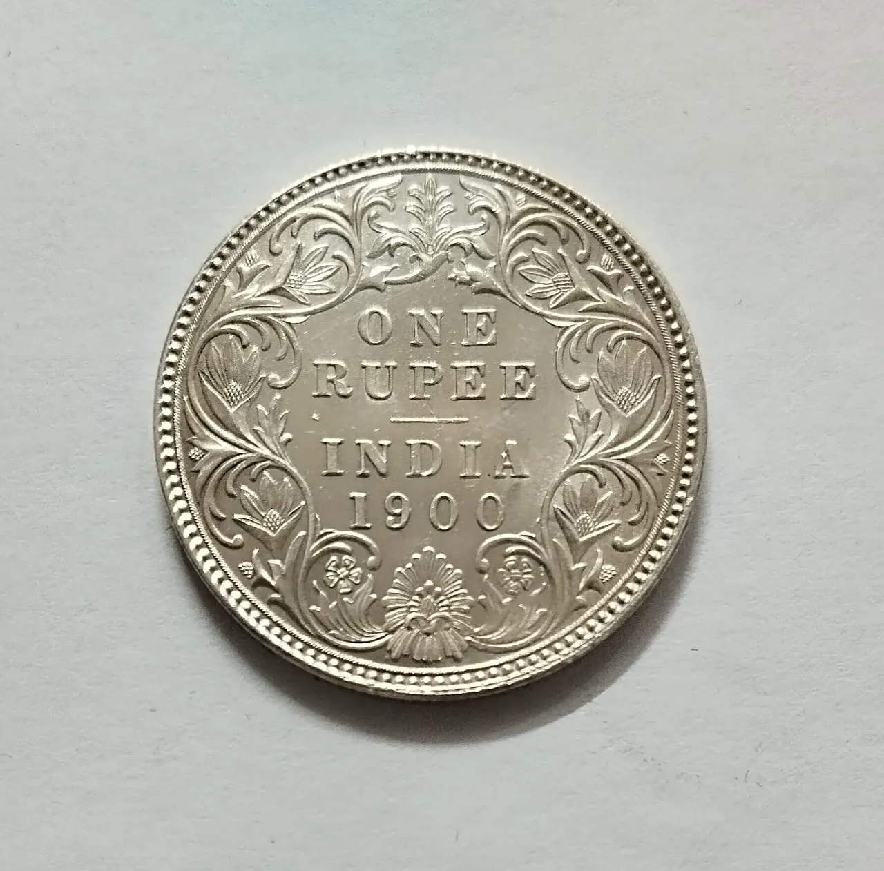 One Rupee 1900 Victoria Empress