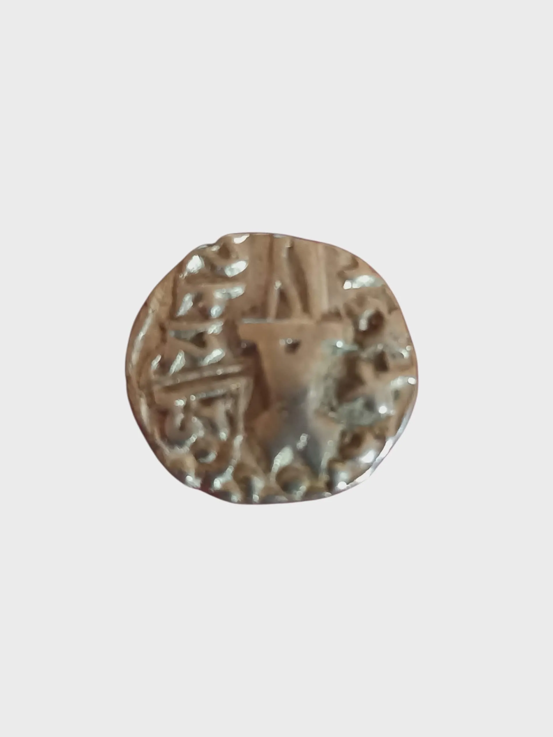 Post Kidarites, Vinayaditya, Debased Gold Dinar, 7.47g,