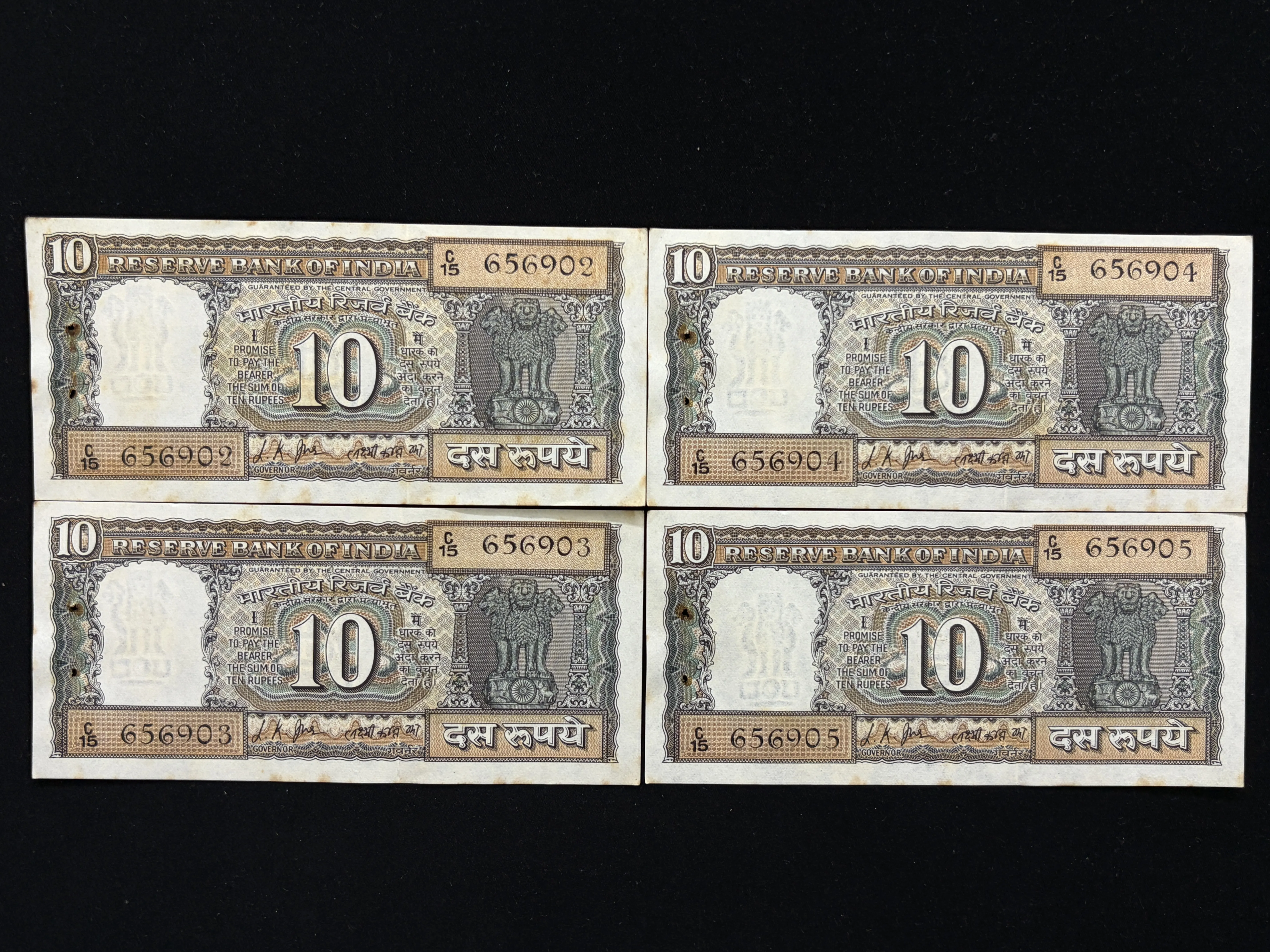India, 1969 Rupees 10 x 4 Consecutive Serial Number Banknotes, Gandhi Issue, Sign. L.K. Jha, UNC, RARE, (C15 656902)