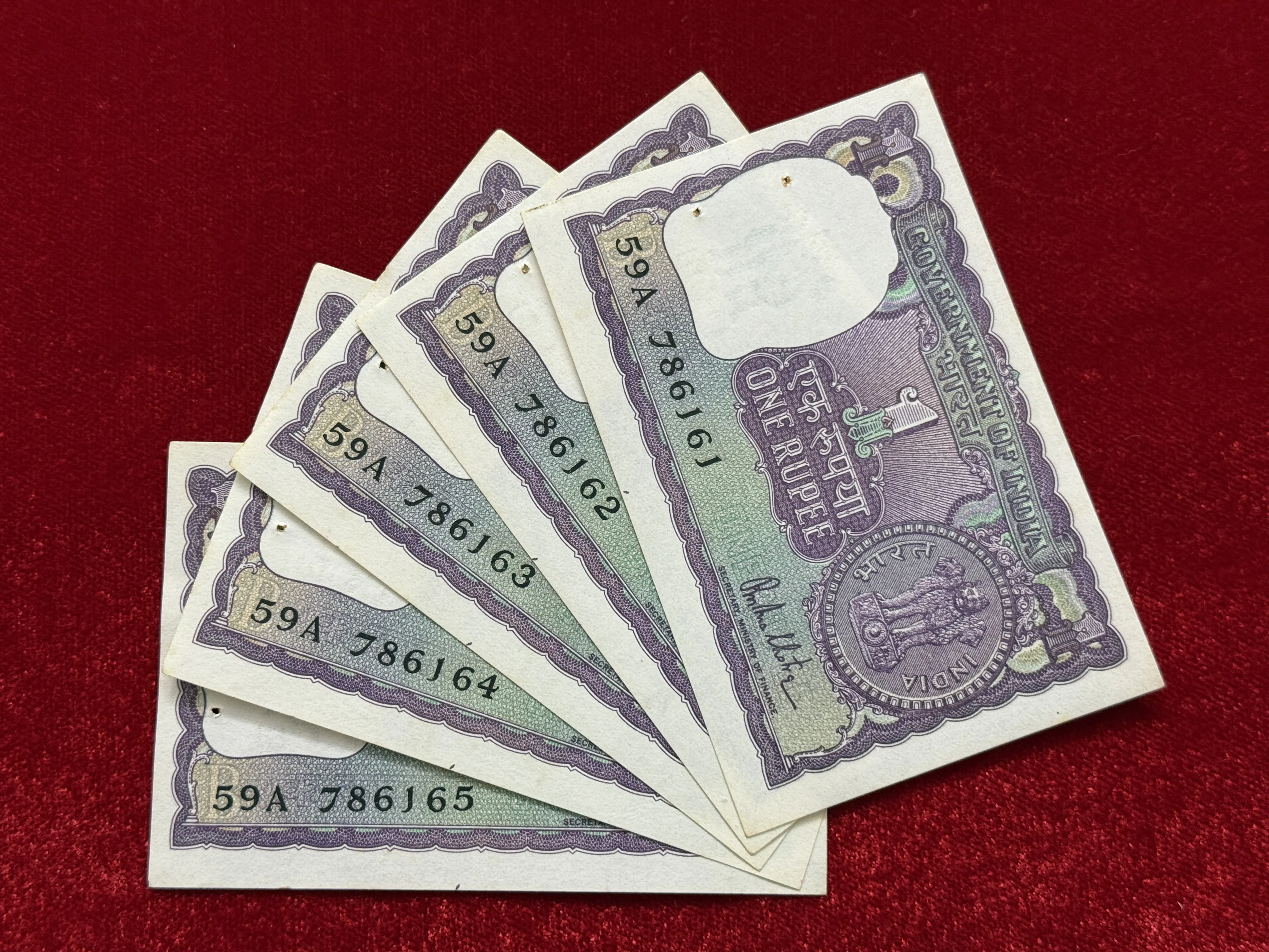 India, Rupee 1 x 5 Consecutive Serial Number Banknotes, Holy Fancy Serial Number Starting 786, Sign. R. N. Malhotra, Inset B, UNC, (59A 786161)