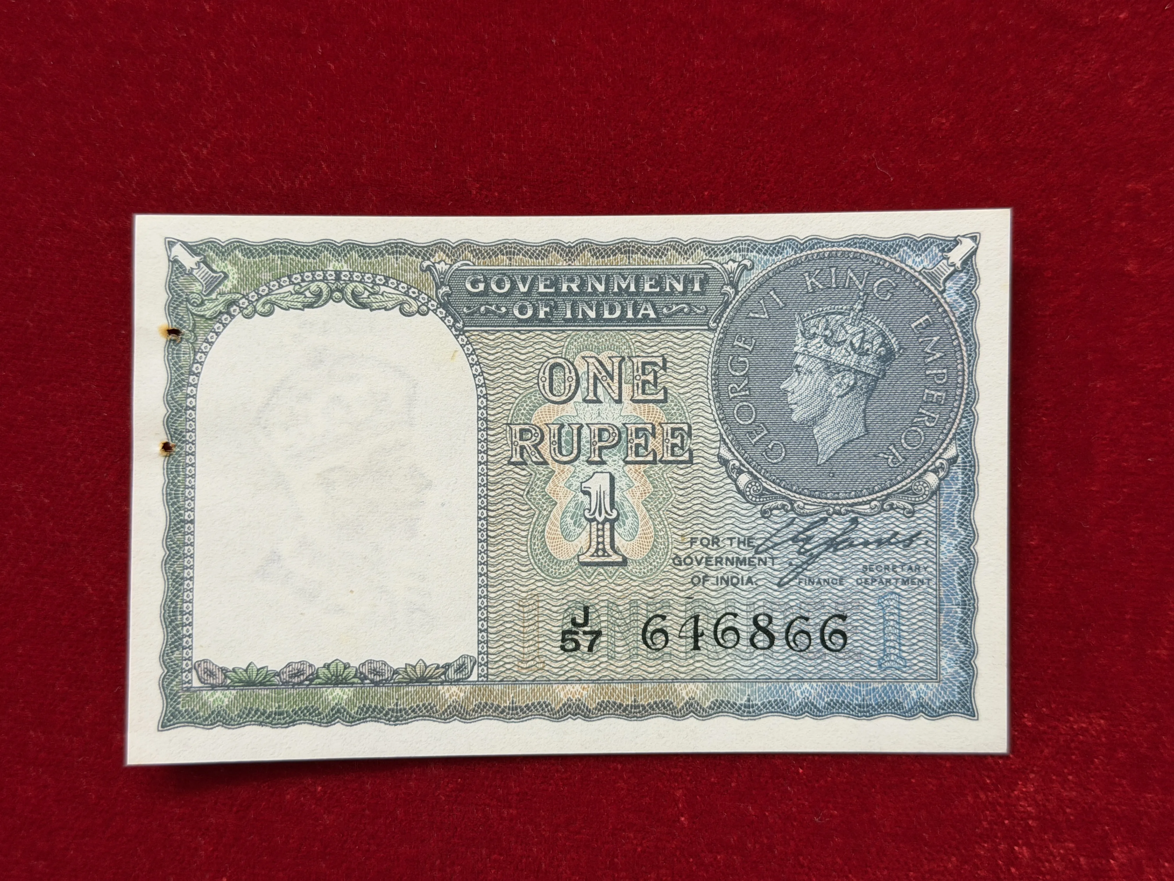 British India, 1940 Rupees 1 Banknote, King George VI (KG VI), Sign. C.E. Jones, Inset Plain, UNC, (J57 646866)