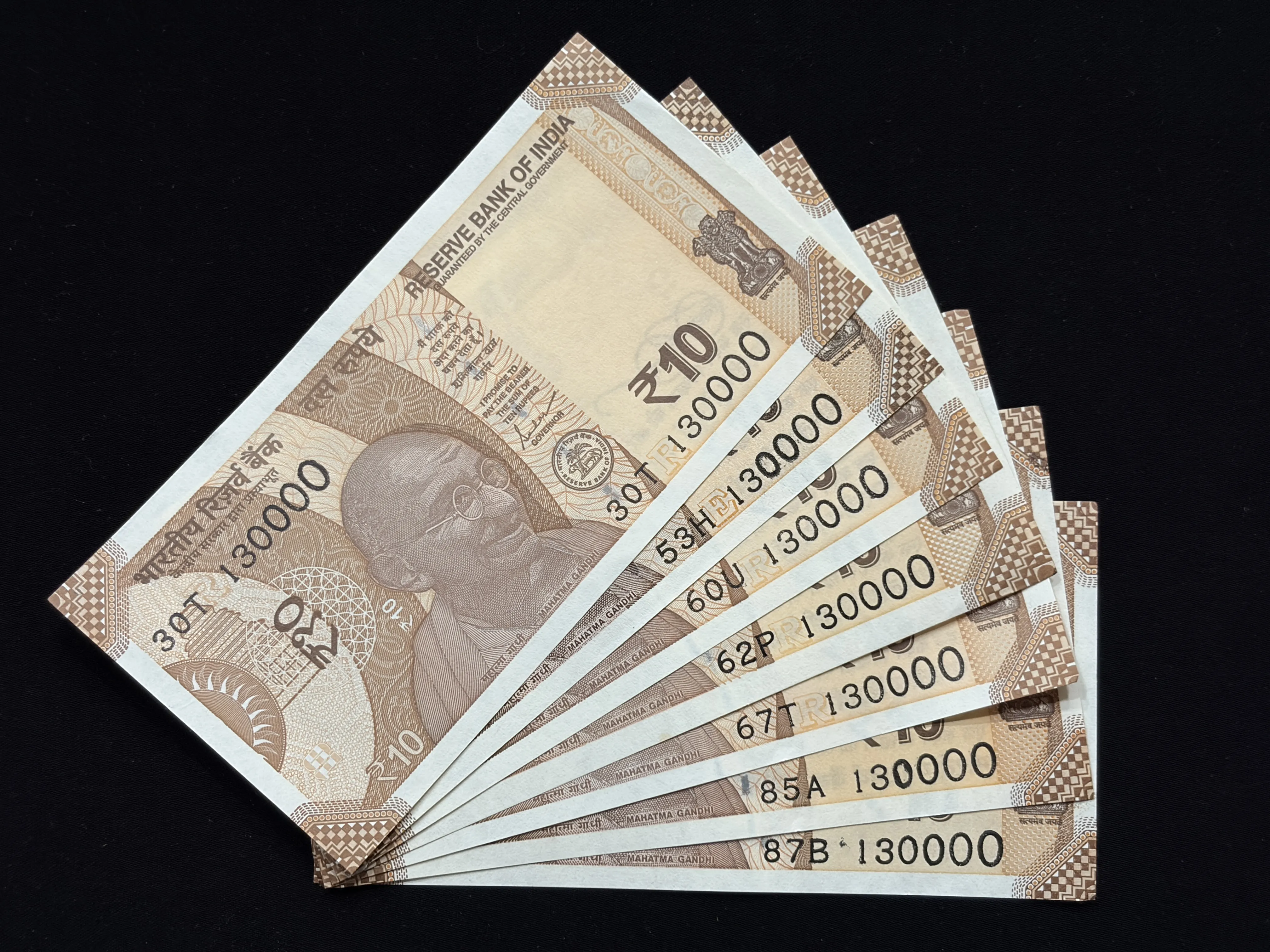India, Rupees 10 x 8 Fancy Banknotes, Set of Fancy Serial Number 130000,  Sign. Shaktikanta Das, UNC, (30T 130000)