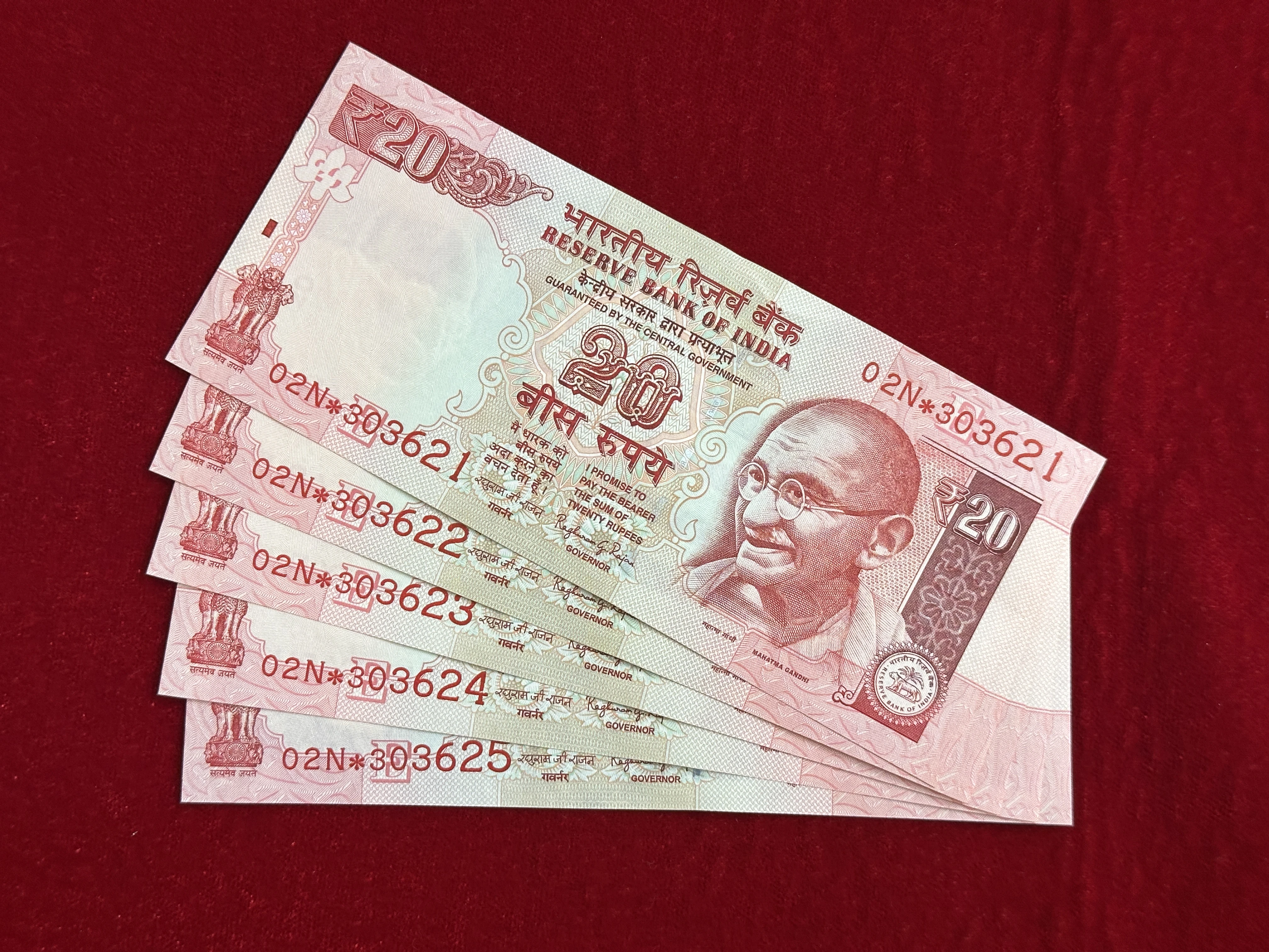 India, 2016 Rupees 20 x 5 Consecutive Serial Star Series Banknotes, Sign. Raghuram G. Rajan, Inset E, Prefix 02N, UNC, (02N 303621)