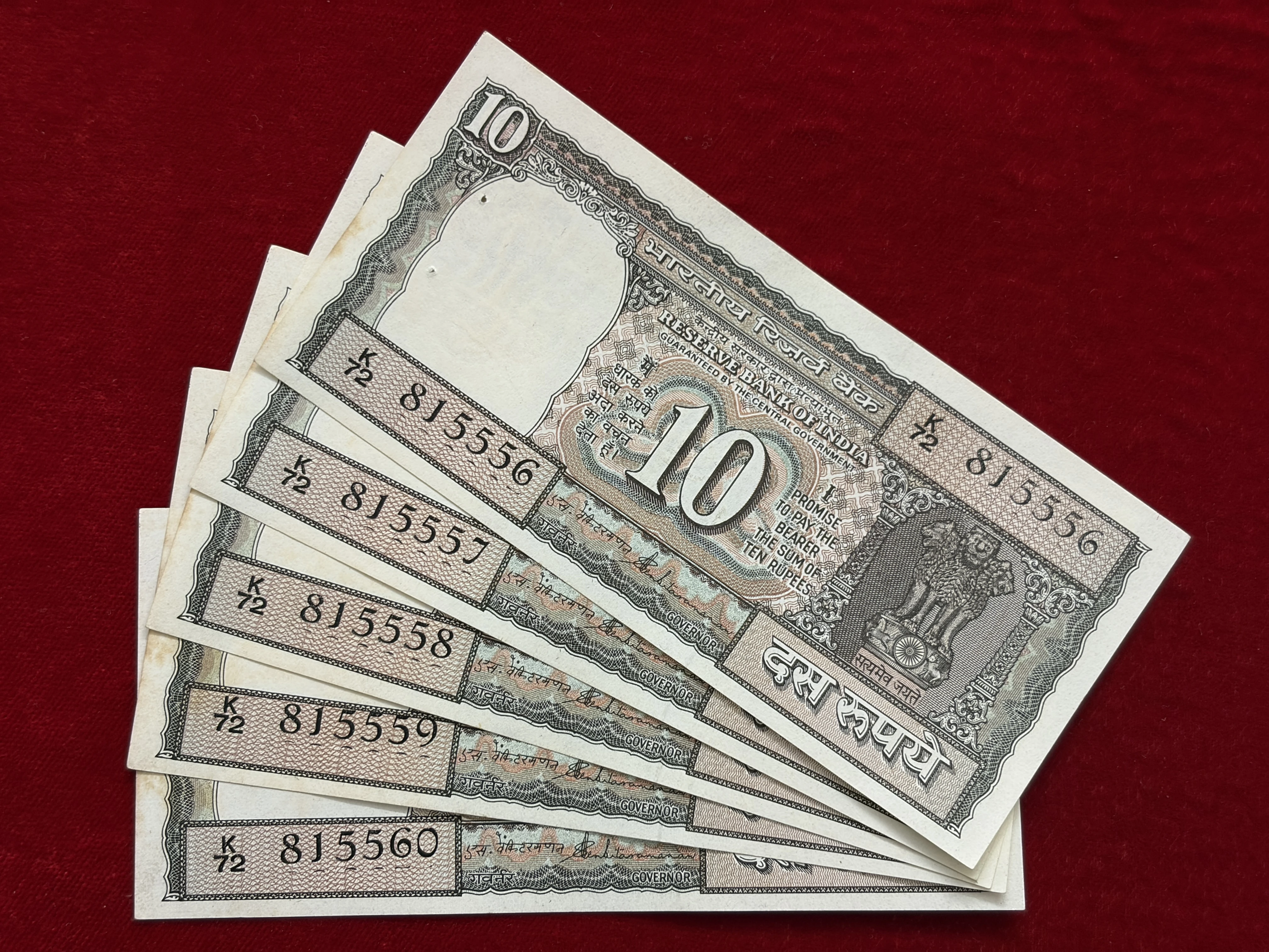 India, Rupees 10 x 5 Consecutive Serial Banknotes, Black Boat Issue, Sign. S. Venkitaramanan, UNC, RARE, (K72 815556)