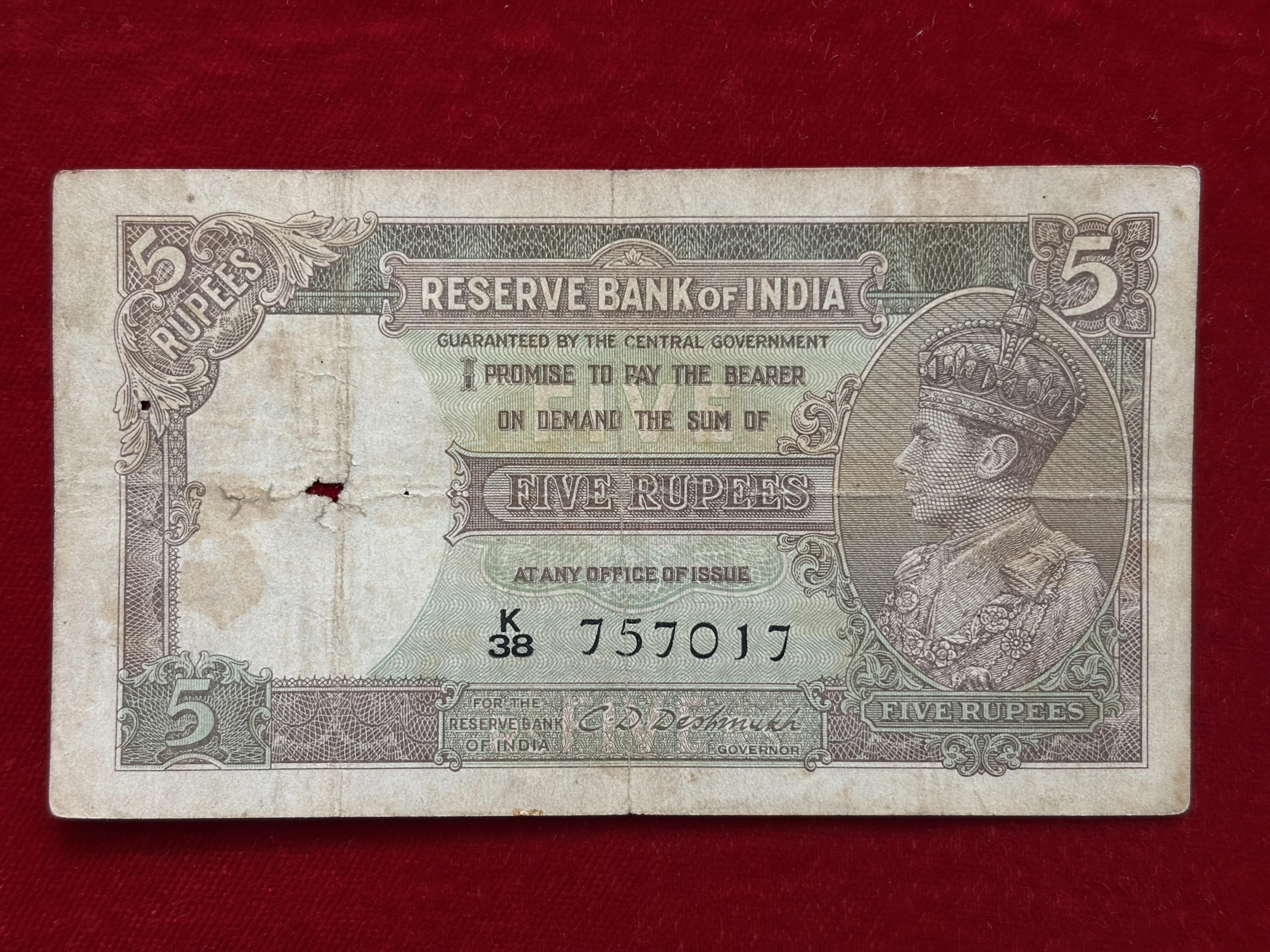 British India, 1944 Rupees 5 Banknote, King George VI (KG VI), Sign. C.D. Deshmukh, (K38 757017)