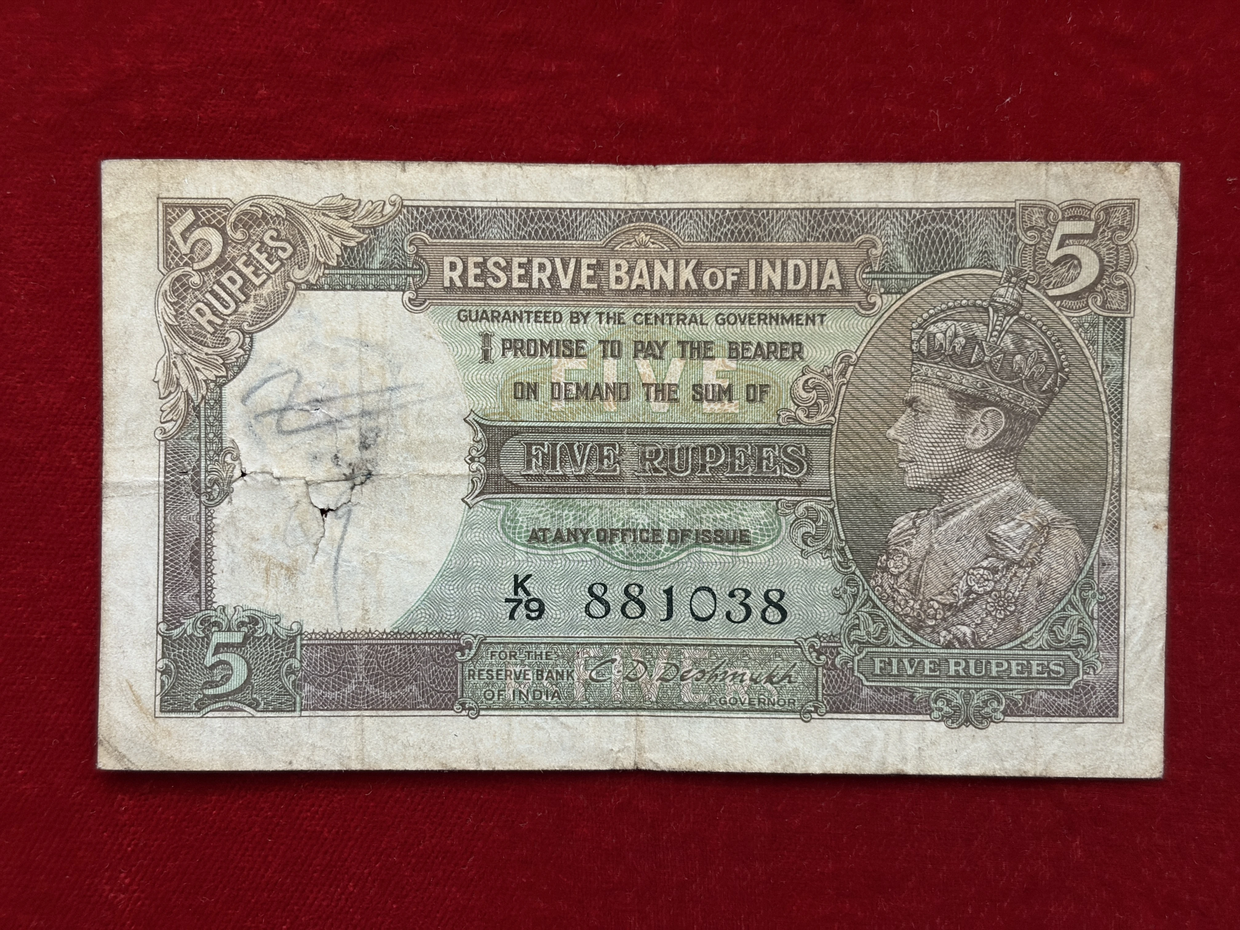 British India, 1944 Rupees 5 Banknote, King George VI (KG VI), Sign. C.D. Deshmukh, (K79 881038)