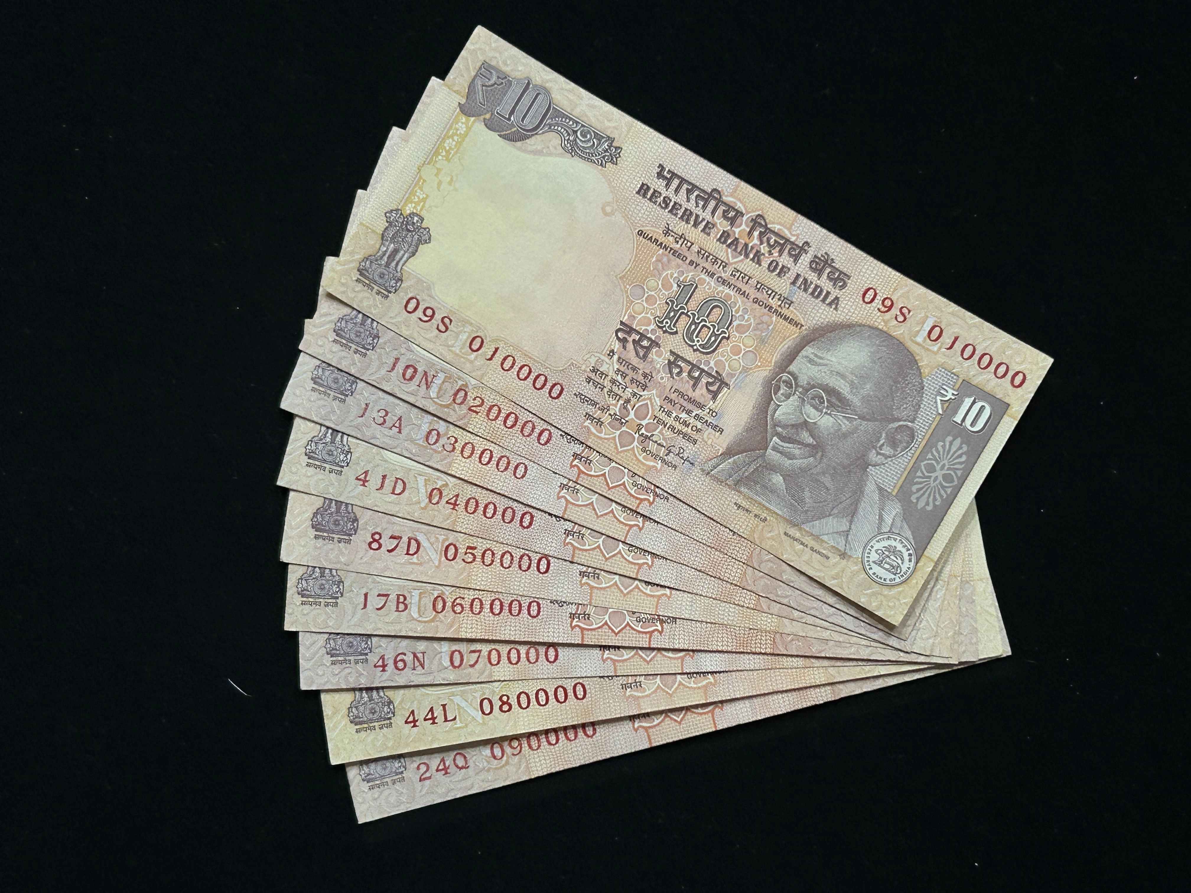 India, Rupees 10 x 9 Fancy Banknotes, Fancy Serial Number 010000- 090000, Sign. D. Subbarao & Raghuram G. Rajan, UNC
