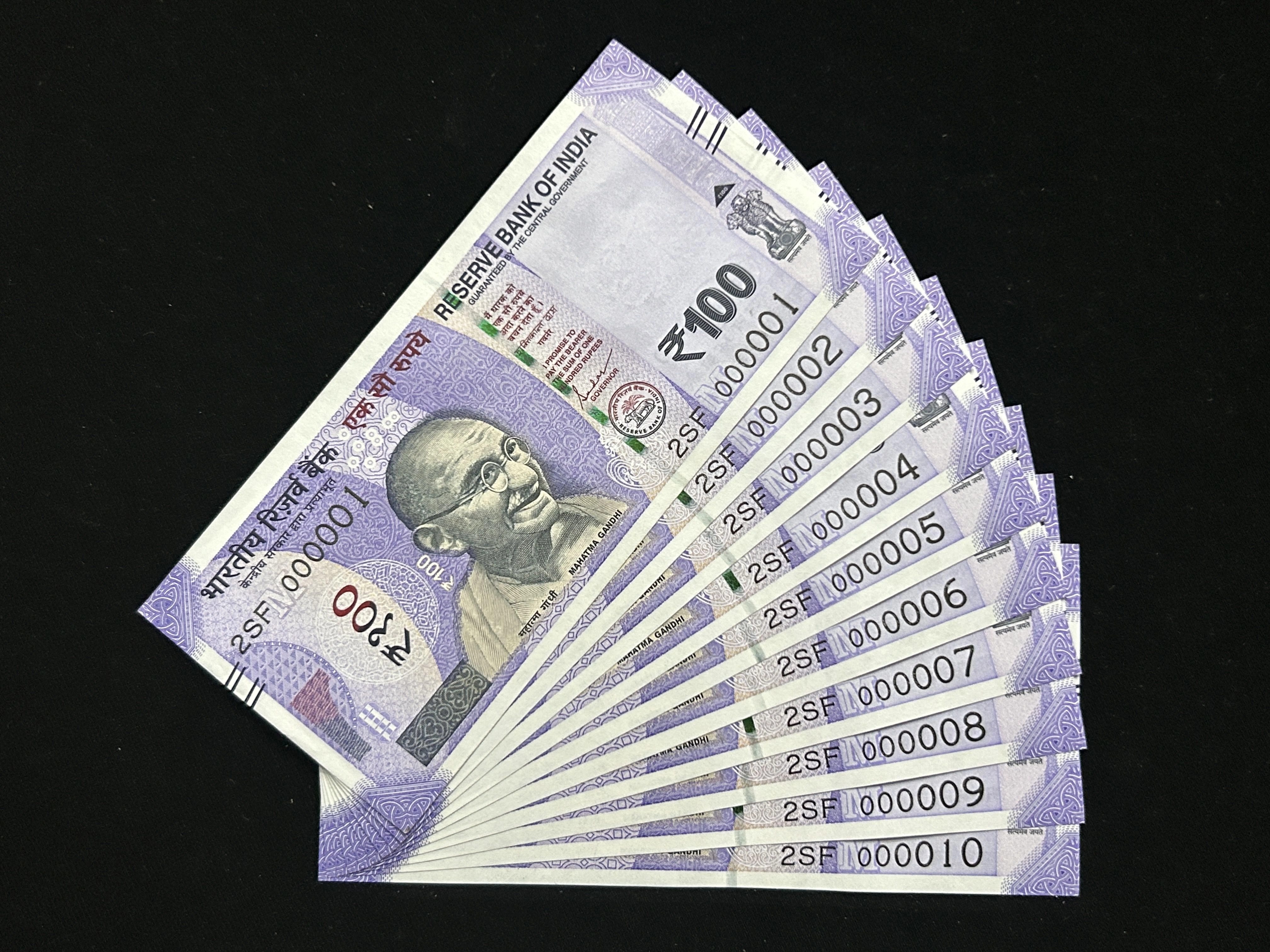 India, 2024 Rupees 100 x 10 Banknotes, Set Same Prefix (2SF) of Lower Fancy Serial Number 000001-000010, Sign. Shaktikanta Das, Inset M, UNC