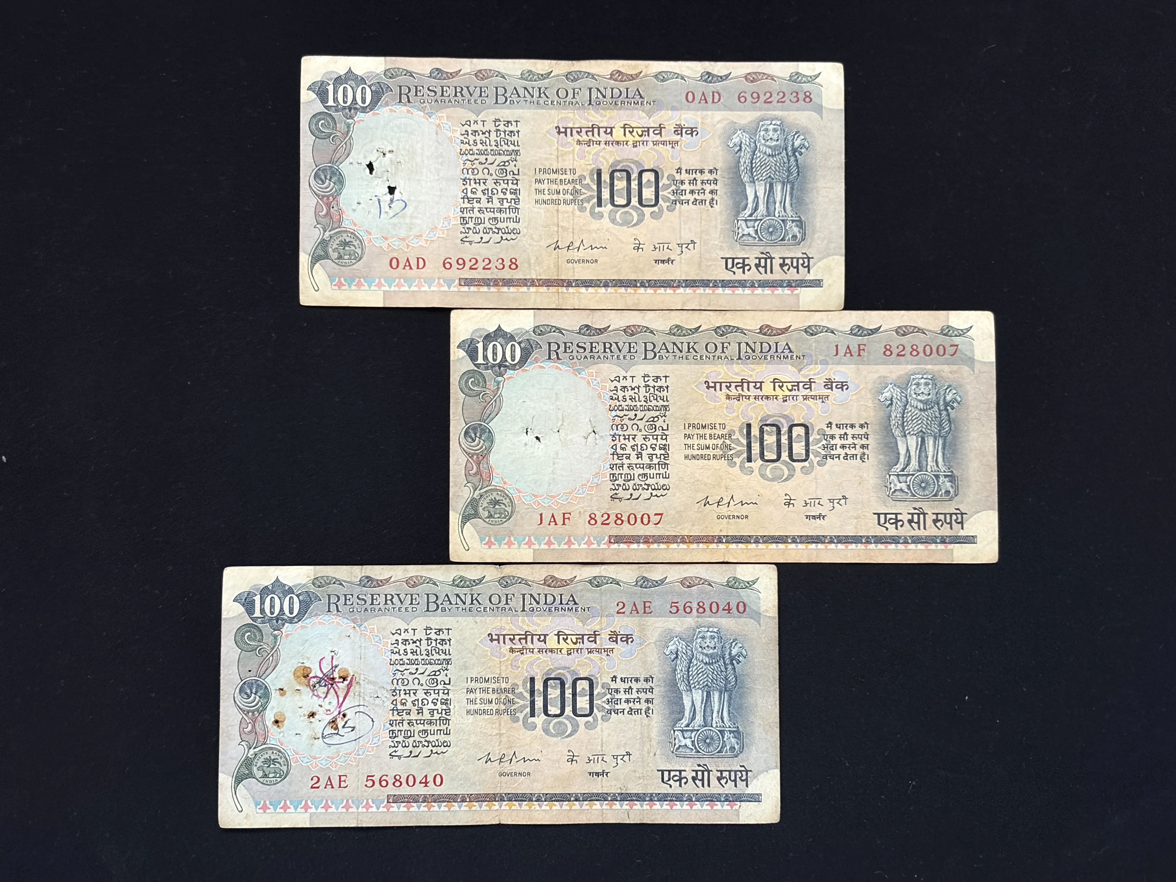 India, 1976 Rupees 100 x 3 Banknotes, Sign. K.R. Puri, (0AD 692238)