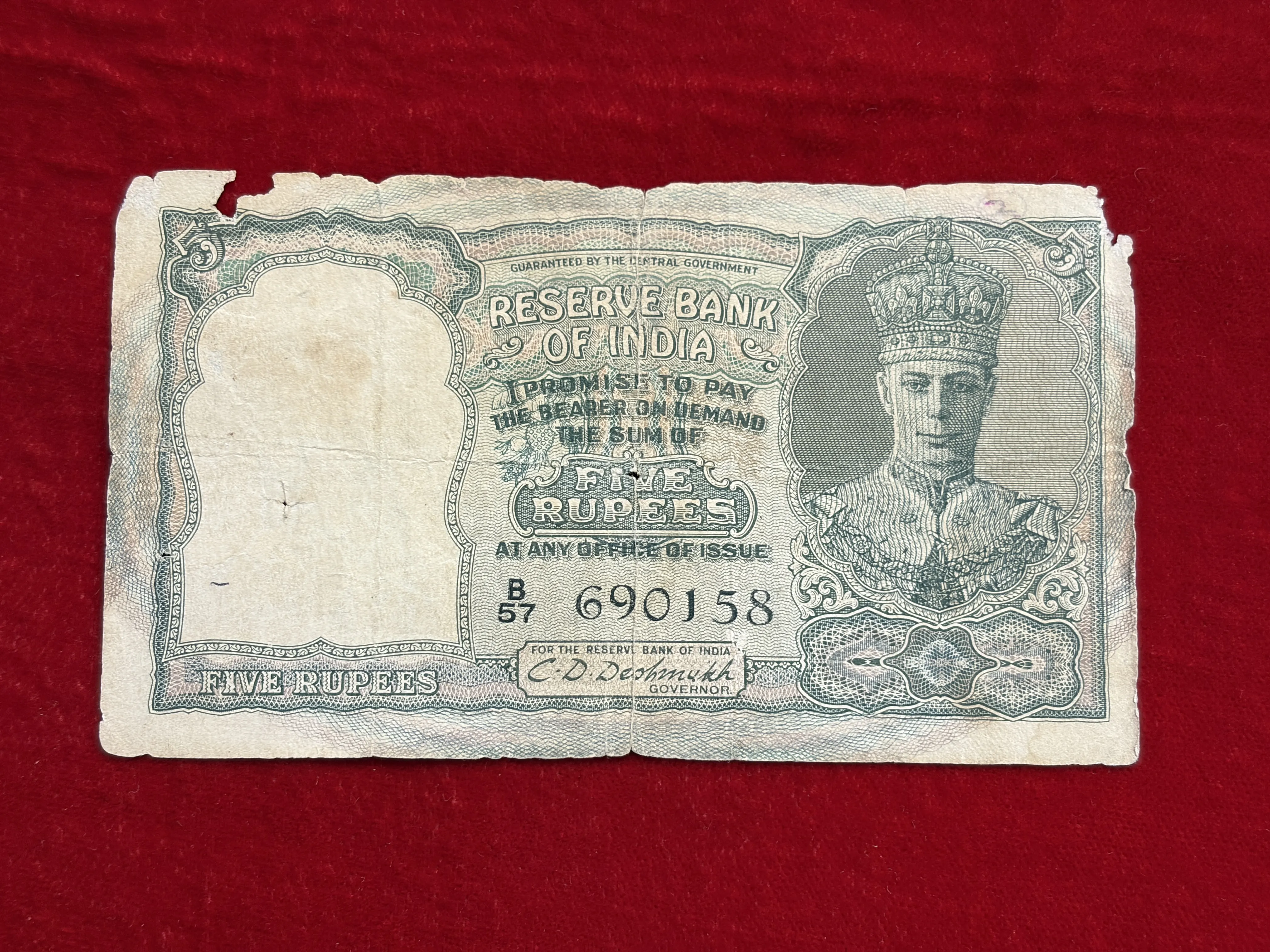 British India, 1944 Rupees 5 Banknote, King George VI (KG VI) Front Face, Sign. C.D. Deshmukh, (B57 690158)