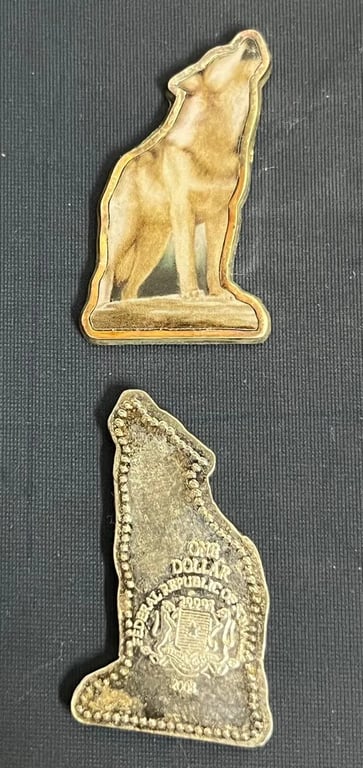 SOMALIA TIMBER WOLF SHAPED COLORED COIN USED
